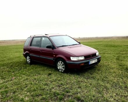 Красный Мицубиси Спейс Стар, объемом двигателя 2 л и пробегом 400 тыс. км за 900 $, фото 1 на Automoto.ua