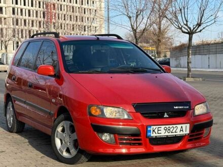 Міцубісі Спейс Стар 2002 у Дніпро (Дніпропетровську) на Automoto.ua Червоний Міцубісі Спейс Стар, об'ємом двигуна 1.6 л та пробігом 177 тис. км за 5200 $, фото 1 на Automoto.ua