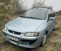 Серый Мицубиси Спейс Стар, объемом двигателя 1.6 л и пробегом 295 тыс. км за 2750 $, фото 1 на Automoto.ua