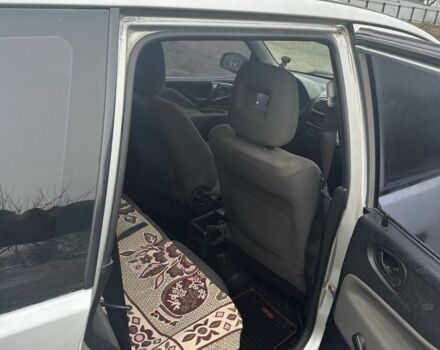 Серый Мицубиси Спейс Стар, объемом двигателя 1.6 л и пробегом 3 тыс. км за 3500 $, фото 10 на Automoto.ua