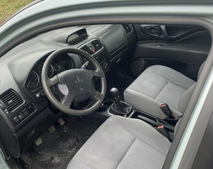 Серый Мицубиси Спейс Стар, объемом двигателя 1.6 л и пробегом 295 тыс. км за 2750 $, фото 10 на Automoto.ua