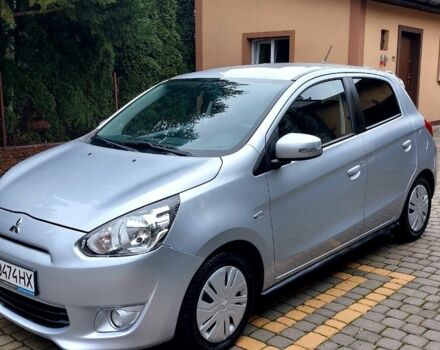 Серый Мицубиси Спейс Стар, объемом двигателя 1.2 л и пробегом 198 тыс. км за 6000 $, фото 1 на Automoto.ua