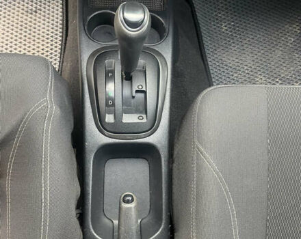 Серый Мицубиси Спейс Стар, объемом двигателя 1.58 л и пробегом 180 тыс. км за 3700 $, фото 9 на Automoto.ua