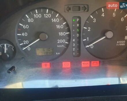 Серый Мицубиси Спейс Стар, объемом двигателя 1.6 л и пробегом 204 тыс. км за 1500 $, фото 4 на Automoto.ua