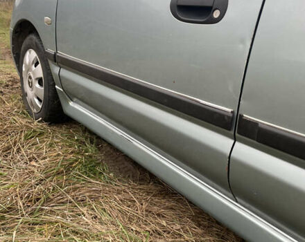 Сірий Міцубісі Спейс Стар, об'ємом двигуна 1.58 л та пробігом 295 тис. км за 2750 $, фото 9 на Automoto.ua