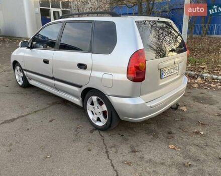 Сірий Міцубісі Спейс Стар, об'ємом двигуна 1.58 л та пробігом 250 тис. км за 2800 $, фото 1 на Automoto.ua