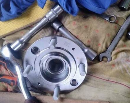 Серый Мицубиси Спейс Стар, объемом двигателя 1.58 л и пробегом 333 тыс. км за 2500 $, фото 6 на Automoto.ua