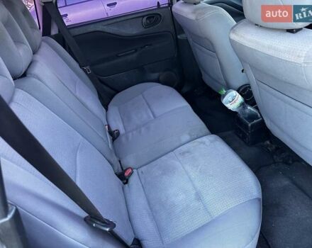 Серый Мицубиси Спейс Стар, объемом двигателя 1.6 л и пробегом 250 тыс. км за 3200 $, фото 3 на Automoto.ua