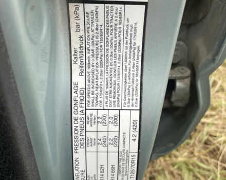 Сірий Міцубісі Спейс Стар, об'ємом двигуна 1.58 л та пробігом 295 тис. км за 2750 $, фото 17 на Automoto.ua