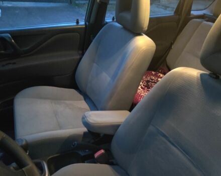 Серый Мицубиси Спейс Стар, объемом двигателя 1.6 л и пробегом 182 тыс. км за 2400 $, фото 1 на Automoto.ua