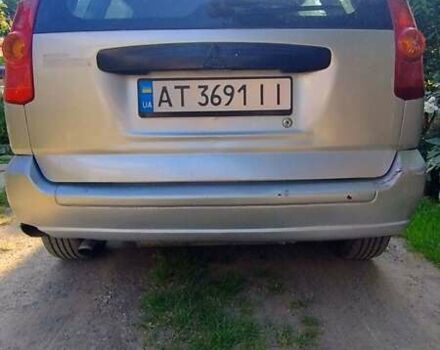 Серый Мицубиси Спейс Стар, объемом двигателя 1.58 л и пробегом 333 тыс. км за 2500 $, фото 2 на Automoto.ua