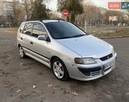 Сірий Міцубісі Спейс Стар, об'ємом двигуна 1.58 л та пробігом 250 тис. км за 2800 $, фото 4 на Automoto.ua