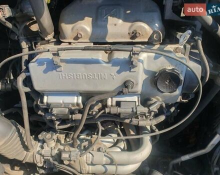 Серый Мицубиси Спейс Стар, объемом двигателя 1.6 л и пробегом 204 тыс. км за 1500 $, фото 5 на Automoto.ua