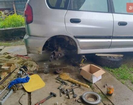 Серый Мицубиси Спейс Стар, объемом двигателя 1.58 л и пробегом 333 тыс. км за 2500 $, фото 5 на Automoto.ua