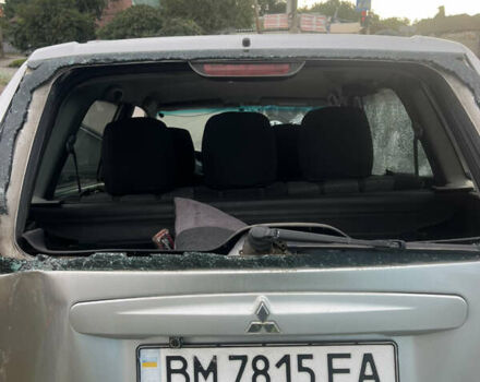 Мицубиси Спейс Стар 2004 в Сумах на Automoto.ua Серый Мицубиси Спейс Стар, объемом двигателя 1.58 л и пробегом 300 тыс. км за 1000 $, фото 2 на Automoto.ua