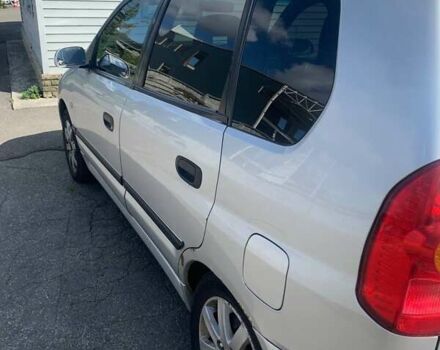 Серый Мицубиси Спейс Стар, объемом двигателя 1.58 л и пробегом 265 тыс. км за 3700 $, фото 2 на Automoto.ua