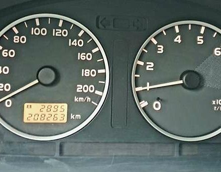 Сірий Міцубісі Спейс Стар, об'ємом двигуна 1.6 л та пробігом 208 тис. км за 3550 $, фото 31 на Automoto.ua