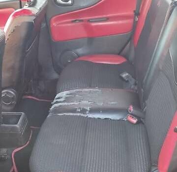 Сірий Міцубісі Спейс Стар, об'ємом двигуна 1.6 л та пробігом 34 тис. км за 3200 $, фото 4 на Automoto.ua