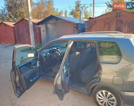 Сірий Міцубісі Спейс Стар, об'ємом двигуна 1.6 л та пробігом 227 тис. км за 3200 $, фото 15 на Automoto.ua