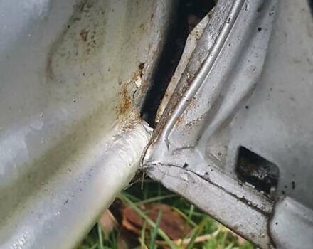 Сірий Міцубісі Спейс Стар, об'ємом двигуна 1.6 л та пробігом 208 тис. км за 3550 $, фото 24 на Automoto.ua