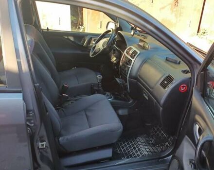 Сірий Міцубісі Спейс Стар, об'ємом двигуна 1.6 л та пробігом 227 тис. км за 3200 $, фото 3 на Automoto.ua