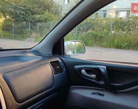 Серый Мицубиси Спейс Стар, объемом двигателя 1.3 л и пробегом 210 тыс. км за 2999 $, фото 7 на Automoto.ua