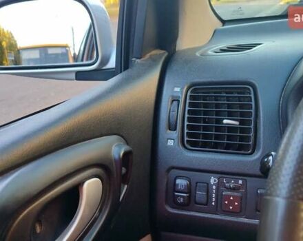 Серый Мицубиси Спейс Стар, объемом двигателя 1.3 л и пробегом 210 тыс. км за 2999 $, фото 5 на Automoto.ua