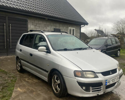 Сірий Міцубісі Спейс Стар, об'ємом двигуна 1.58 л та пробігом 300 тис. км за 2450 $, фото 1 на Automoto.ua