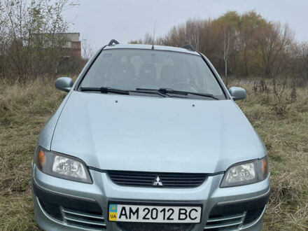 Серый Мицубиси Спейс Стар, объемом двигателя 1.58 л и пробегом 295 тыс. км за 2750 $, фото 1 на Automoto.ua