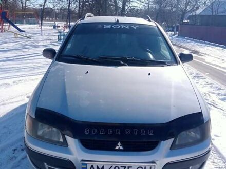 Міцубісі Спейс Стар 2004 у Полтаві на Automoto.ua Сірий Міцубісі Спейс Стар, об'ємом двигуна 1.6 л та пробігом 220 тис. км за 3200 $, фото 1 на Automoto.ua