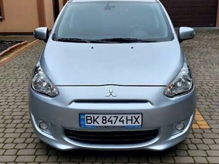 Серый Мицубиси Спейс Стар, объемом двигателя 1.19 л и пробегом 198 тыс. км за 6000 $, фото 1 на Automoto.ua