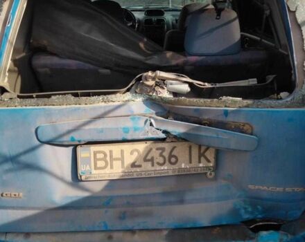 Міцубісі Спейс Стар 1999 у Беляевке на Automoto.ua Синій Міцубісі Спейс Стар, об'ємом двигуна 1.8 л та пробігом 270 тис. км за 900 $, фото 2 на Automoto.ua