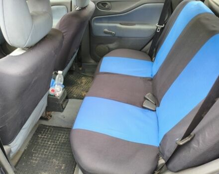 Синий Мицубиси Спейс Стар, объемом двигателя 1.6 л и пробегом 250 тыс. км за 2700 $, фото 6 на Automoto.ua