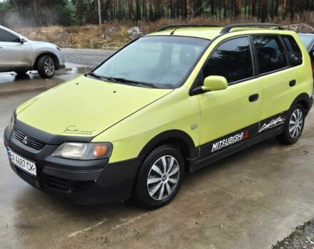 Зеленый Мицубиси Спейс Стар, объемом двигателя 1.6 л и пробегом 200 тыс. км за 2250 $, фото 1 на Automoto.ua