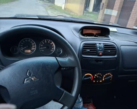 Зелений Міцубісі Спейс Стар, об'ємом двигуна 1.6 л та пробігом 427 тис. км за 2300 $, фото 3 на Automoto.ua