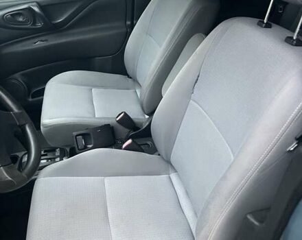 Зеленый Мицубиси Спейс Стар, объемом двигателя 1.8 л и пробегом 307 тыс. км за 3300 $, фото 5 на Automoto.ua