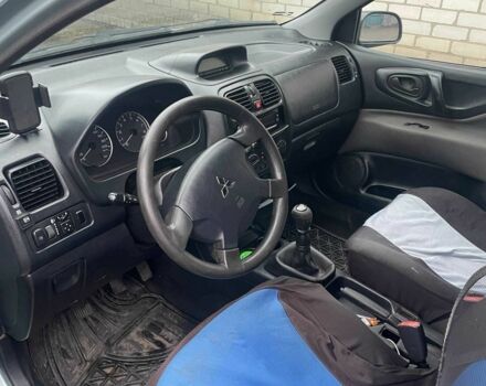 Зелений Міцубісі Спейс Стар, об'ємом двигуна 1.6 л та пробігом 310 тис. км за 2700 $, фото 5 на Automoto.ua