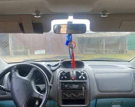 Зеленый Мицубиси Спейс Стар, объемом двигателя 1.3 л и пробегом 280 тыс. км за 1700 $, фото 3 на Automoto.ua