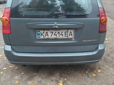 Зеленый Мицубиси Спейс Стар, объемом двигателя 1.58 л и пробегом 330 тыс. км за 3300 $, фото 1 на Automoto.ua