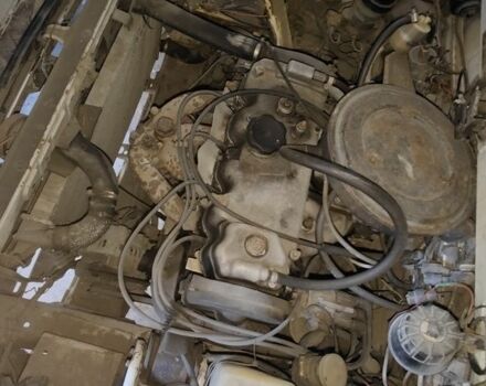 Білий Міцубісі Спейс Вагон, об'ємом двигуна 1.7 л та пробігом 400 тис. км за 1300 $, фото 3 на Automoto.ua