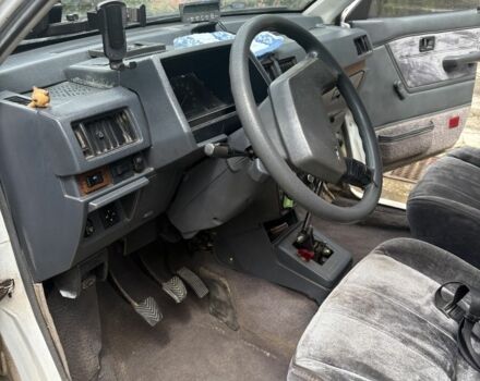 Білий Міцубісі Спейс Вагон, об'ємом двигуна 2 л та пробігом 260 тис. км за 1000 $, фото 5 на Automoto.ua