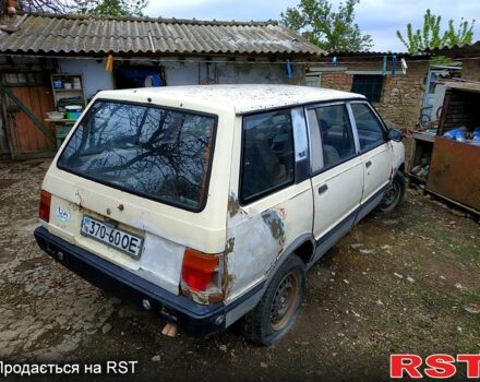 Бежевый Мицубиси Спейс Вагон, объемом двигателя 1.8 л и пробегом 180 тыс. км за 430 $, фото 6 на Automoto.ua