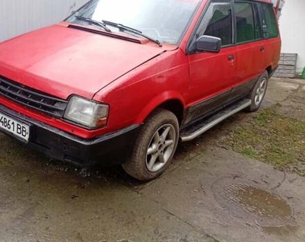 Красный Мицубиси Спейс Вагон, объемом двигателя 2 л и пробегом 100 тыс. км за 900 $, фото 2 на Automoto.ua