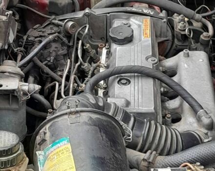 Красный Мицубиси Спейс Вагон, объемом двигателя 1.8 л и пробегом 325 тыс. км за 1150 $, фото 5 на Automoto.ua