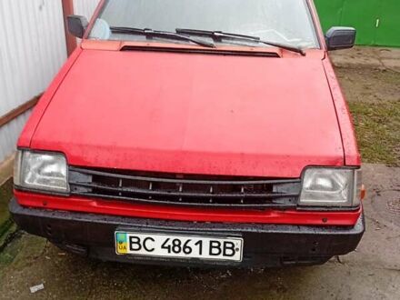 Красный Мицубиси Спейс Вагон, объемом двигателя 2 л и пробегом 100 тыс. км за 900 $, фото 1 на Automoto.ua