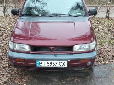 Червоний Міцубісі Спейс Вагон, об'ємом двигуна 2 л та пробігом 300 тис. км за 1700 $, фото 1 на Automoto.ua