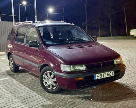 Червоний Міцубісі Спейс Вагон, об'ємом двигуна 2 л та пробігом 300 тис. км за 1050 $, фото 1 на Automoto.ua