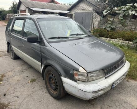 Мицубиси Спейс Вагон 1993 в Житомире на Automoto.ua Серый Мицубиси Спейс Вагон, объемом двигателя 2 л и пробегом 300 тыс. км за 716 $, фото 3 на Automoto.ua