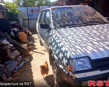 Серый Мицубиси Спейс Вагон, объемом двигателя 2 л и пробегом 200 тыс. км за 700 $, фото 6 на Automoto.ua