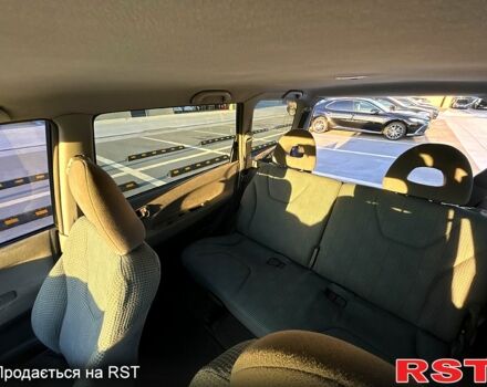 Серый Мицубиси Спейс Вагон, объемом двигателя 2 л и пробегом 394 тыс. км за 4500 $, фото 7 на Automoto.ua